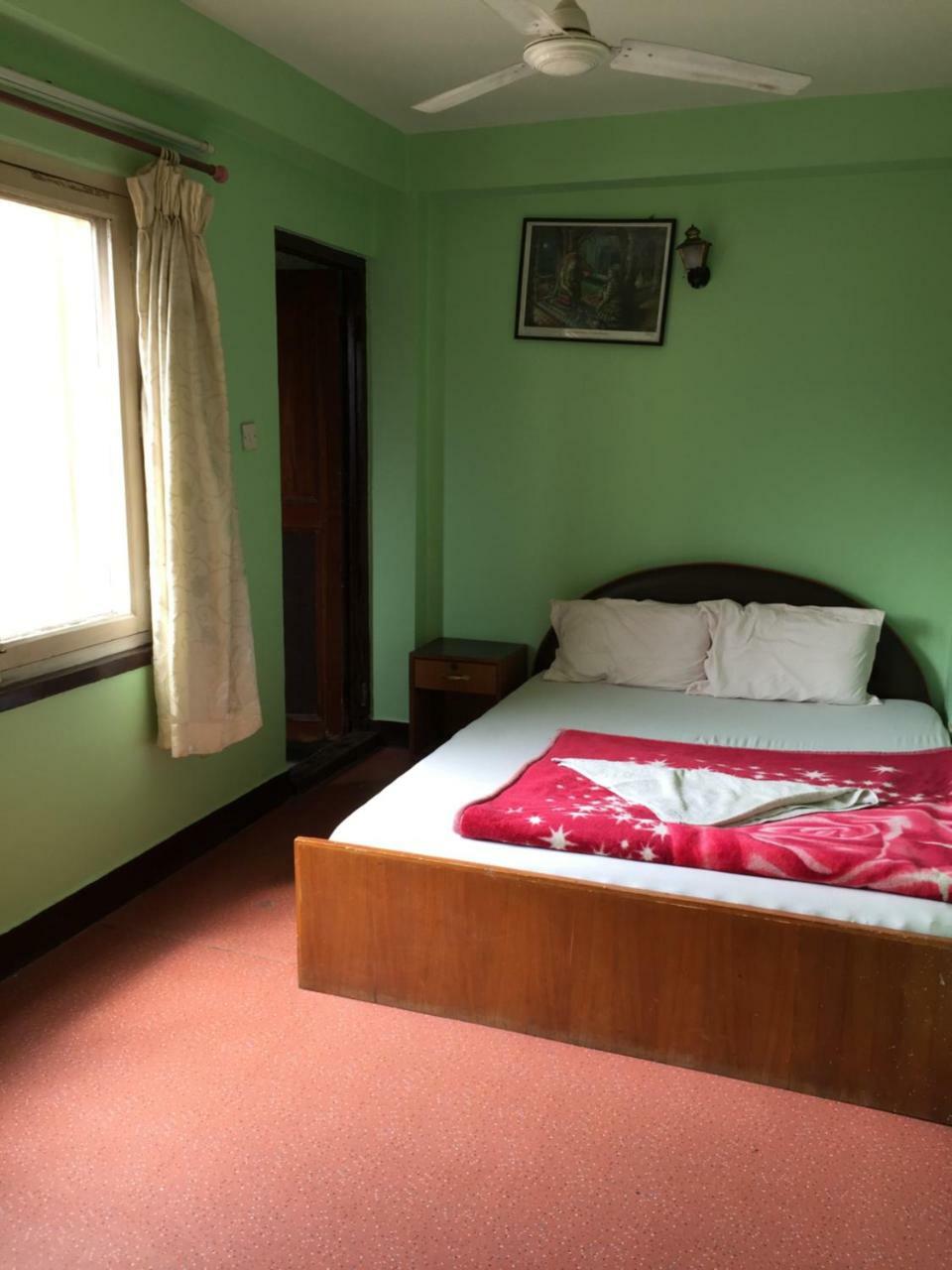 Hotel Sweet Dreams Катманду Екстериор снимка